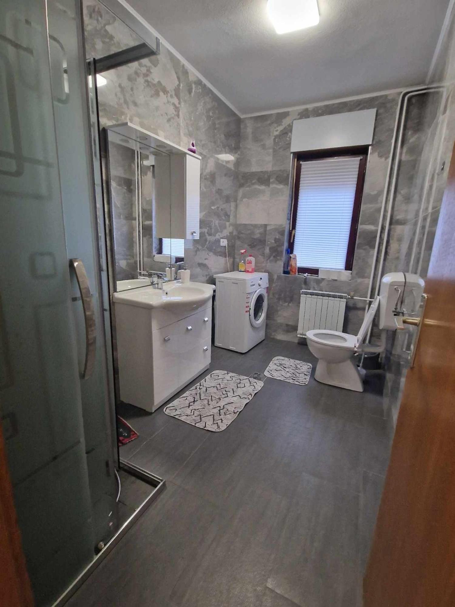 Apartma-Sobe Lejla Vipava Kültér fotó