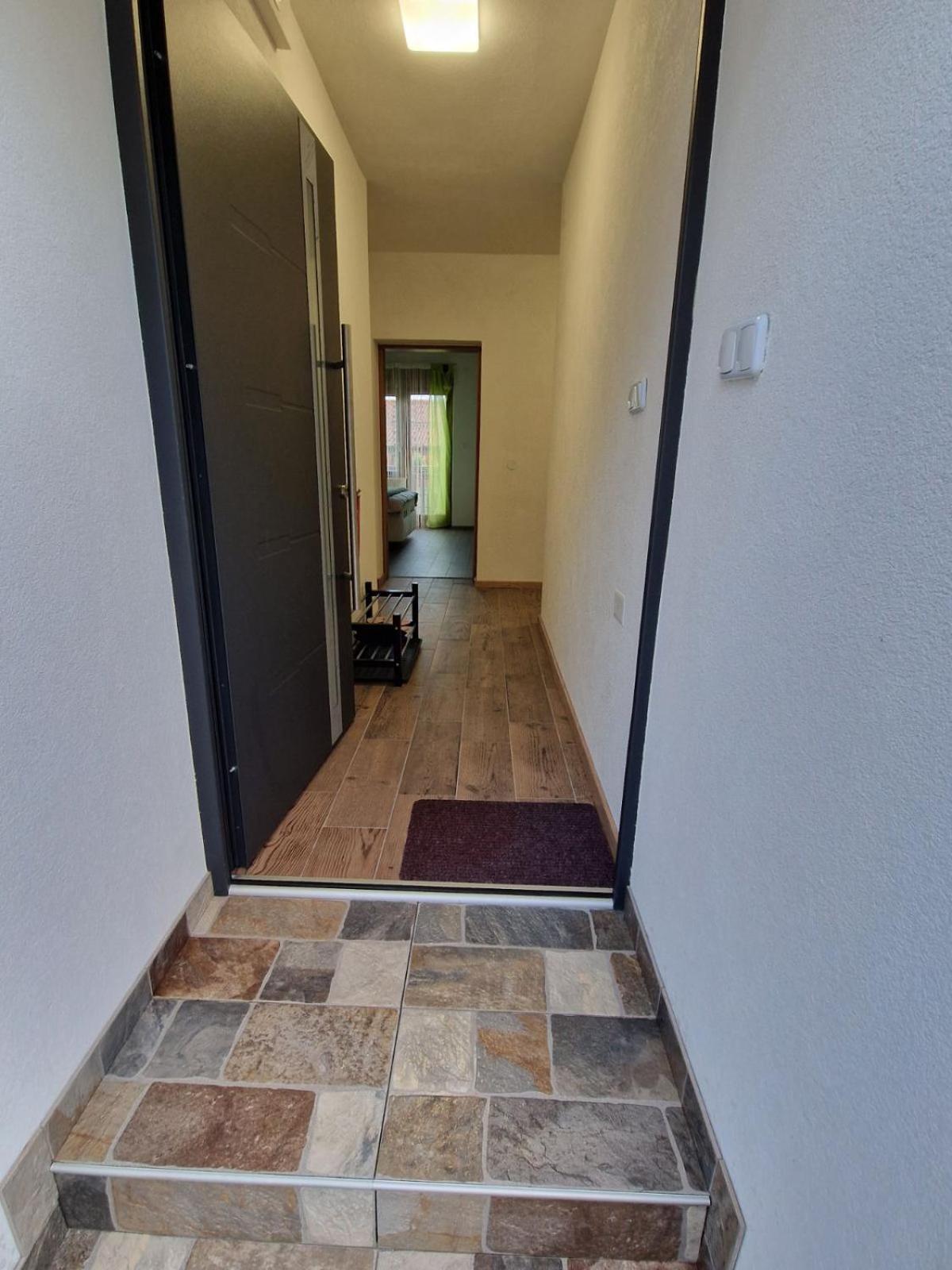 Apartma-Sobe Lejla Vipava Kültér fotó