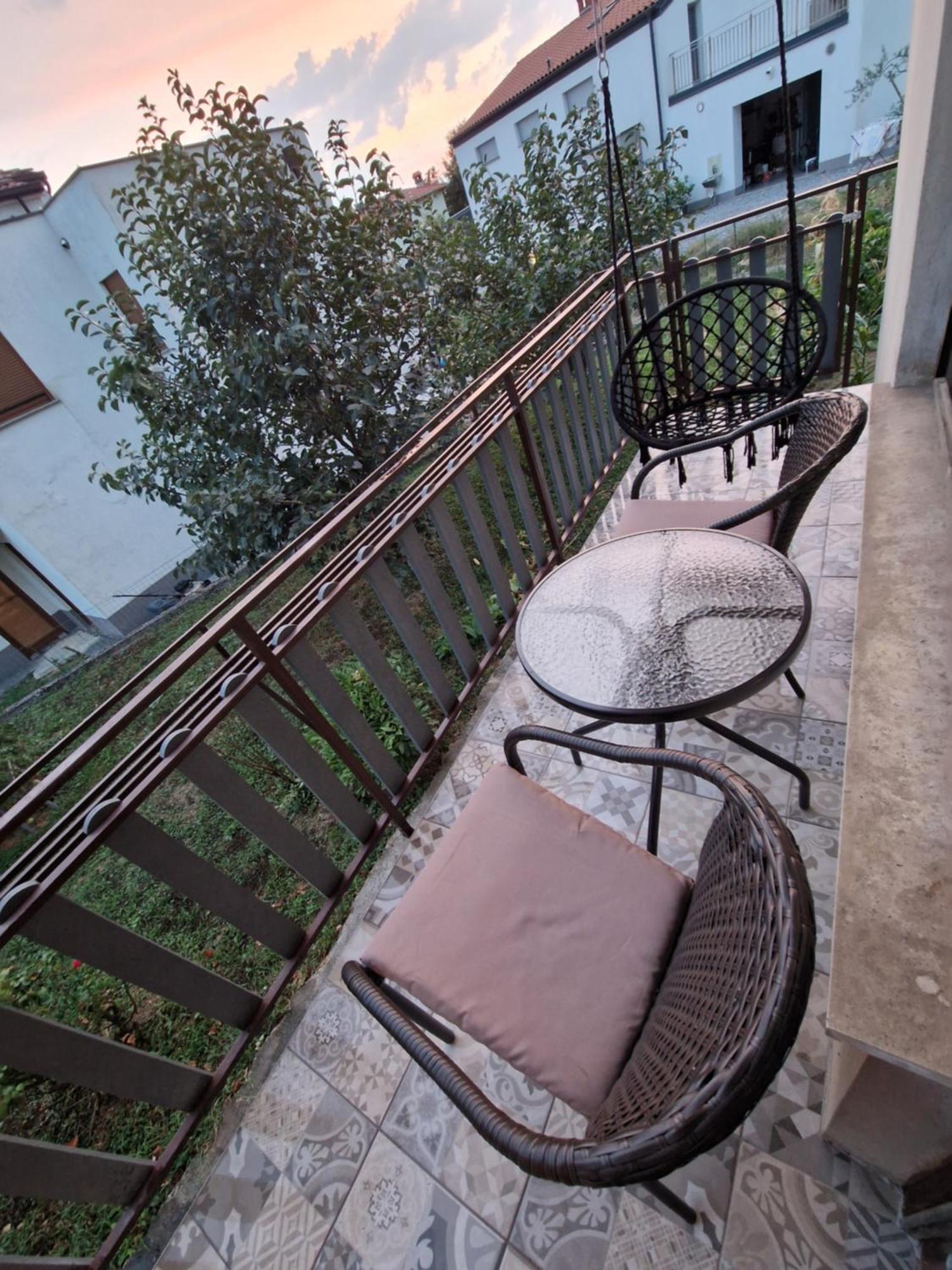 Apartma-Sobe Lejla Vipava Kültér fotó